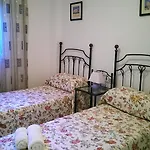 Mi Capricho, Ground Floor With Private Gardens Sitio de Calahonda