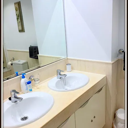 Mi Capricho, Ground Floor With Private Gardens Apartament *